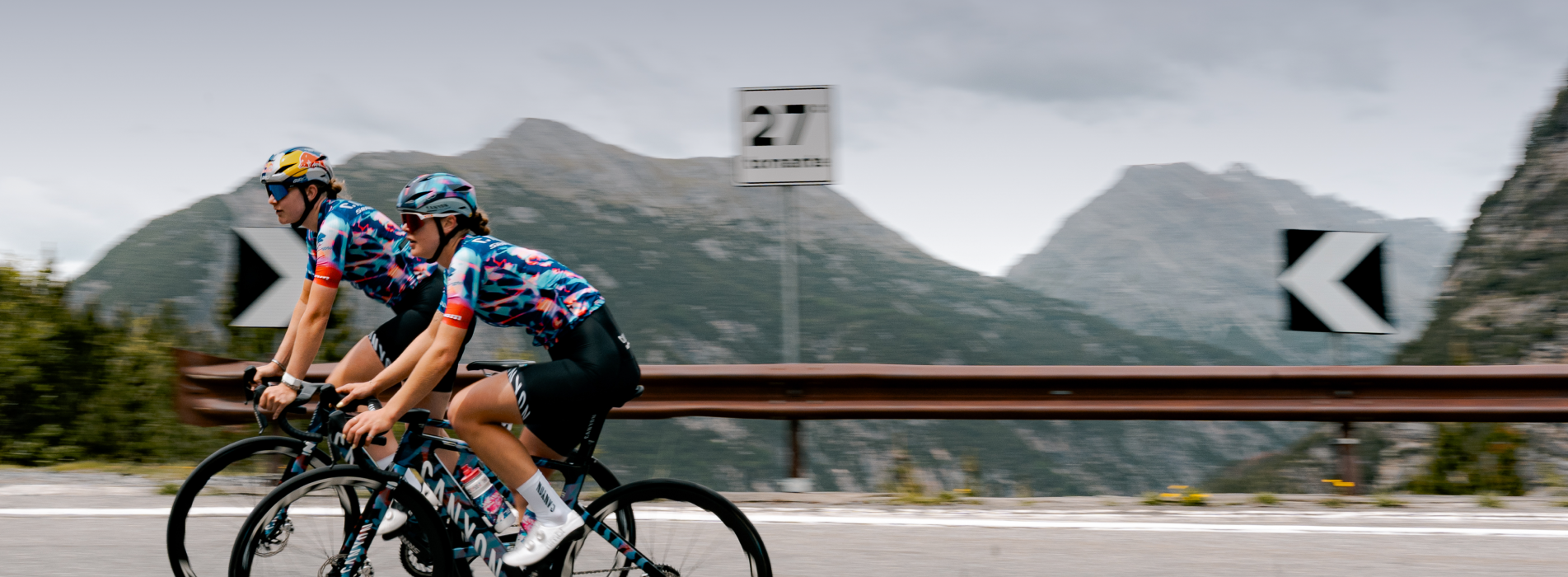 1903x700 Canyon Sram