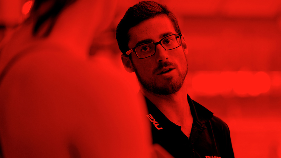 Triathlon Canada And Trainingpeaks Triathlon Canada Coach Giving Female Swimmer Advice